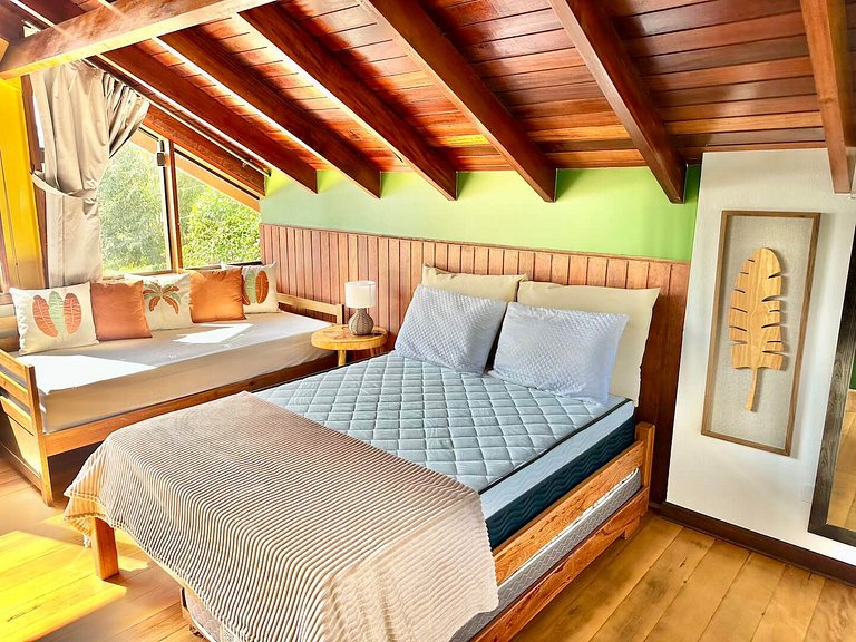 Casa Pé-na-Areia com piscina, 5 Suítes c/ar e Serviço