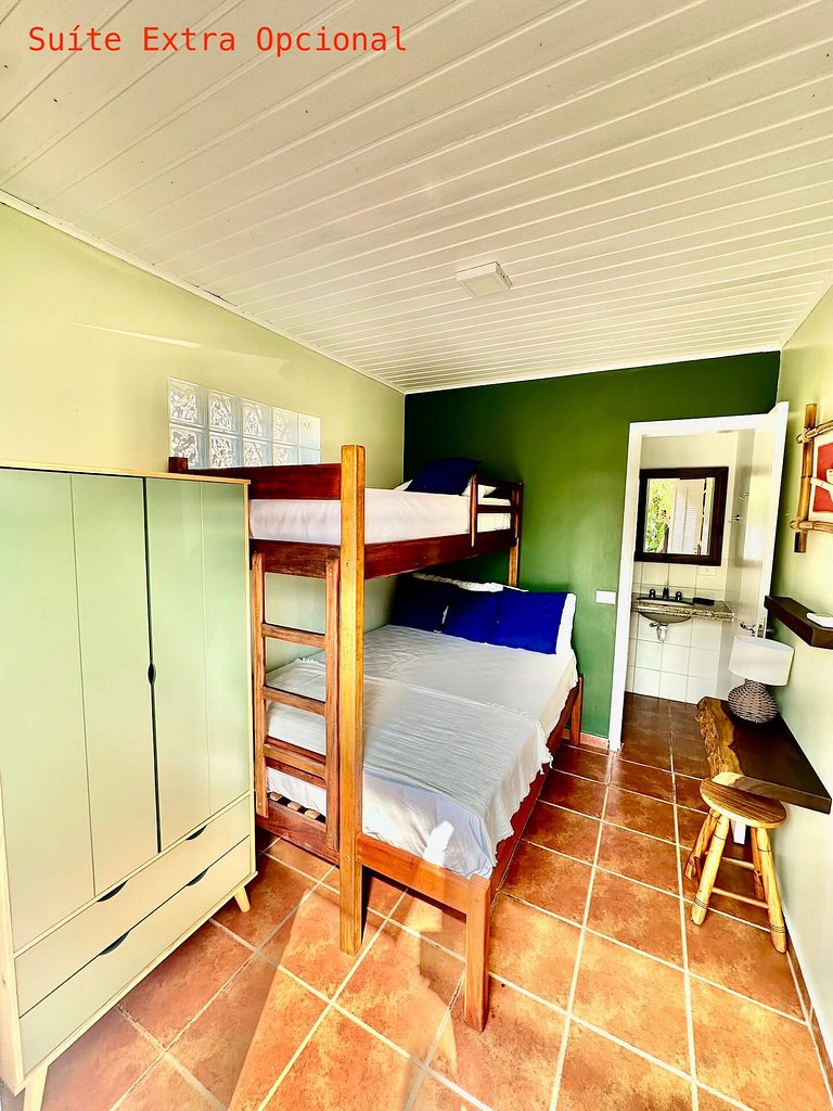 Casa Pé-na-Areia com piscina, 5 Suítes c/ar e Serviço