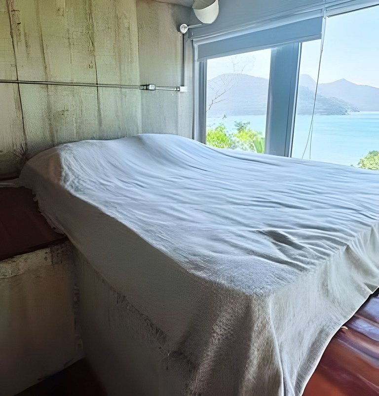 Casa Bravinha • Vista • Praia deserta • Estrelas