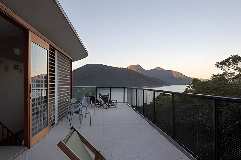 Casa Brava: Luxo na mata e no mar, praia privada