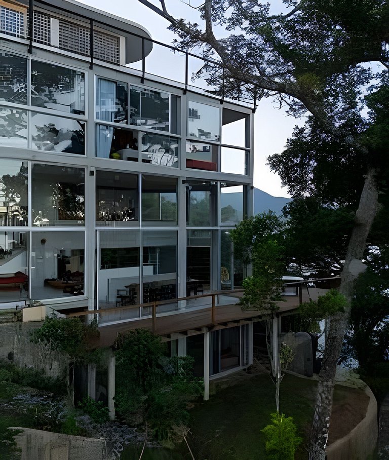 Casa Brava: Luxo na mata e no mar, praia privada