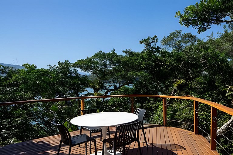 Casa Brava: Luxo na mata e no mar, praia privada