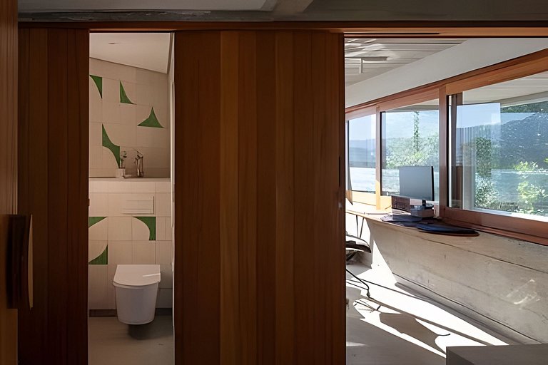 Casa Brava: Luxo na mata e no mar, praia privada